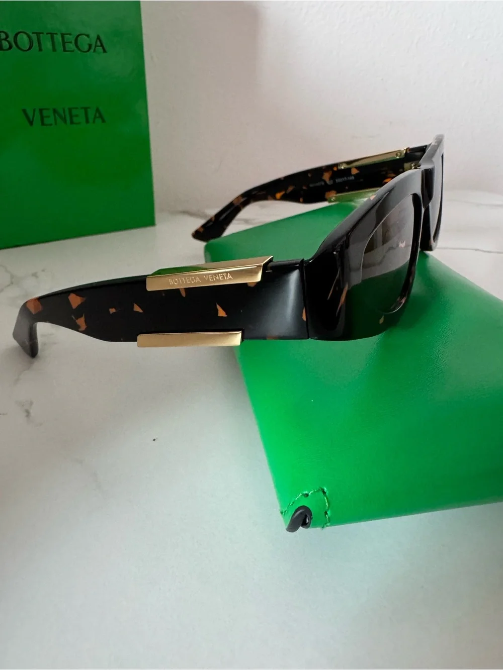 Bottega Veneta Black and Tortoiseshell Cat-Eye Sunglasses